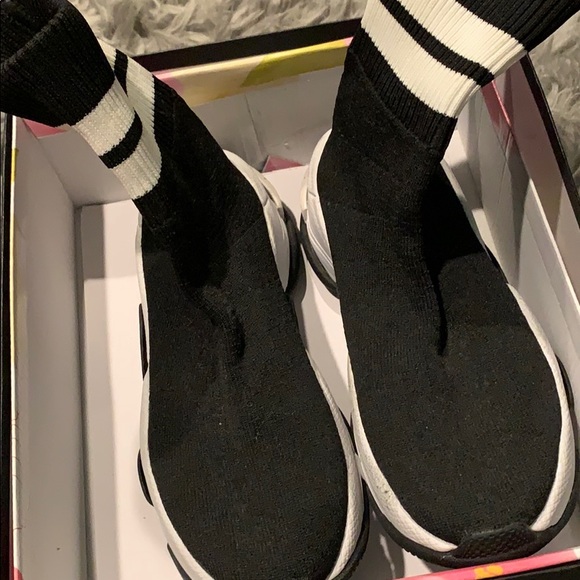 Striped ankle sock sneakers!!! - Picture 1 of 3